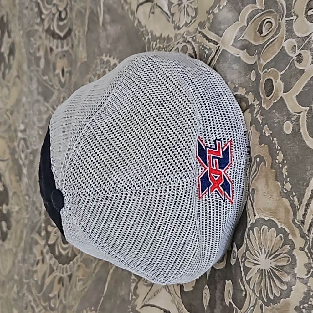 Baseball hat - Picture 2 of 2